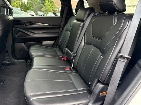 Certified 2025 INFINITI QX60 Pure AWD/4WD image 11