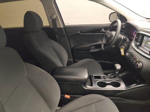 Used 2020 Kia Sorento L image 21