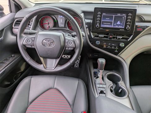 Used 2023 Toyota Camry XSE image 13