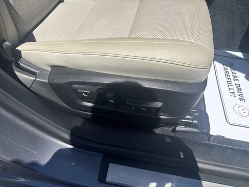 Used 2015 Lexus ES 350 w/ Premium Package FWD image 20