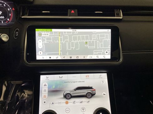 Used 2020 Land Rover Range Rover Velar R-Dynamic HSE image 18