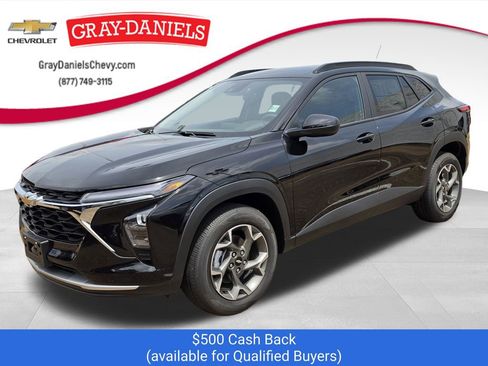New 2026 Chevrolet Trax LT FWD image 1