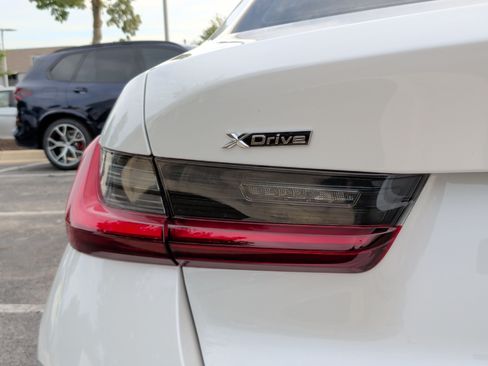 New 2026 BMW 330i xDrive Sedan w/ Premium Package AWD/4WD image 12