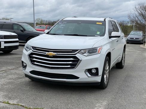Used 2021 Chevrolet Traverse High Country image 3