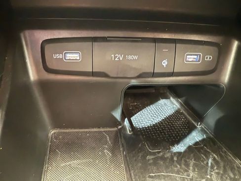 Used 2022 Hyundai Santa Cruz SEL Premium image 26