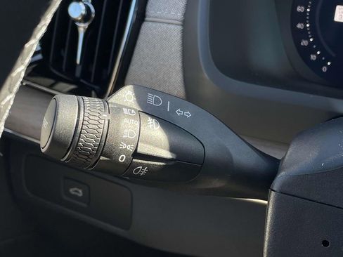 New 2026 Volvo XC90 B5 Core image 13