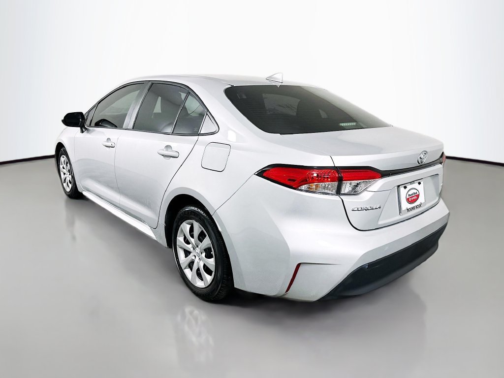 Used 2024 Toyota Corolla LE FWD image 7