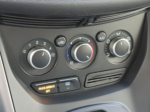 Used 2016 Ford Escape SE image 23