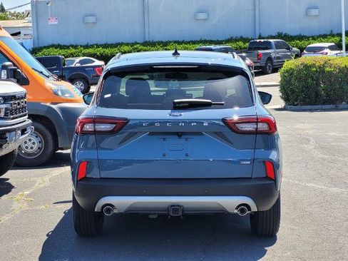 New 2025 Ford Escape SE w/ PHEV Premium Package image 5