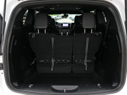 Used 2025 Chrysler Voyager LX image 21