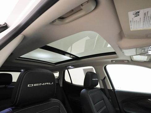 Used 2022 GMC Terrain Denali w/ Denali Premium Package image 26