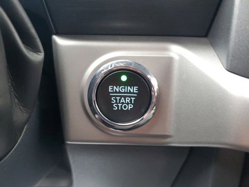 Certified 2022 Ford F150 XLT w/ Equipment Group 302A High image 27