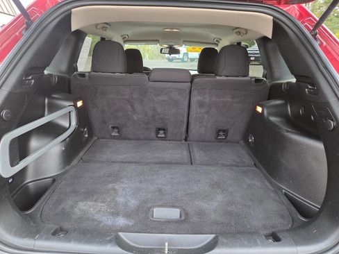 Used 2016 Jeep Cherokee Sport w/ Cold Weather Group image 7