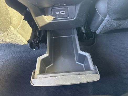 Used 2023 Cadillac XT6 Luxury image 48