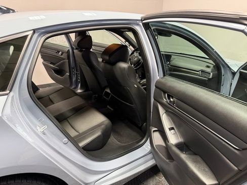 Used 2022 Honda Accord Sport image 20