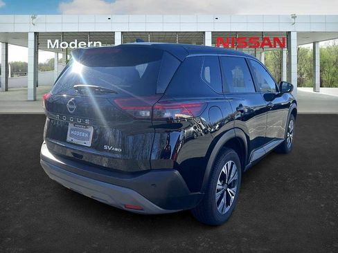 Certified 2023 Nissan Rogue SV image 5