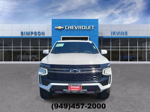 Used 2021 Chevrolet Tahoe Z71 w/ Luxury Package AWD/4WD image 3