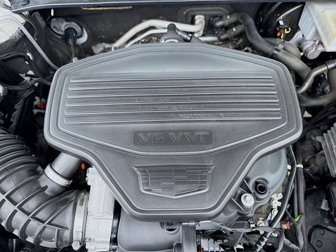 Used 2019 Cadillac XT5 FWD image 31
