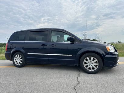 Used 2016 Chrysler Town & Country Touring