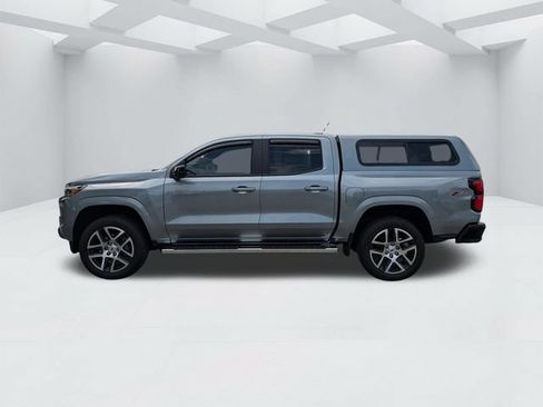 Used 2024 Chevrolet Colorado Z71 w/ Z71 Convenience Package 2 AWD/4WD image 9