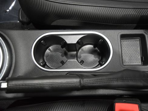 Used 2018 Volkswagen Beetle 2.0T image 37