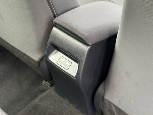 Used 2023 Toyota Corolla LE w/ LE Convenience Package FWD image 21