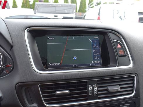 Used 2017 Audi Q5 2.0T Premium Plus w/ Technology Package image 19