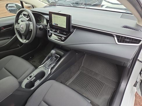 Certified 2024 Toyota Corolla LE w/ LE Convenience Package image 17