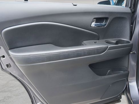 Used 2019 Honda Pilot EX-L image 10