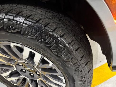 Certified 2025 Chevrolet Tahoe Z71 AWD/4WD image 43