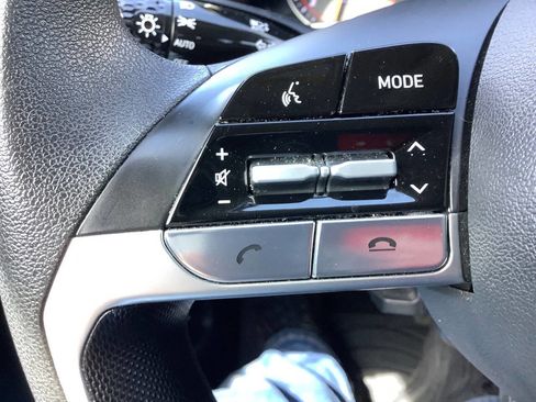 Used 2023 Hyundai Elantra SEL w/ Cargo Package image 47