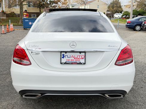 Used 2017 Mercedes-Benz C 300 C 300 4MATIC Sedan image 5