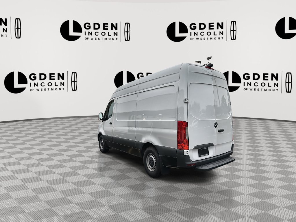 Used 2023 Mercedes-Benz Sprinter 1500 image 6