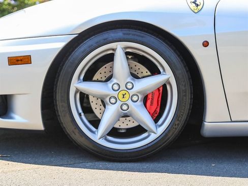 Used 2004 Ferrari 360 Spider RWD image 11