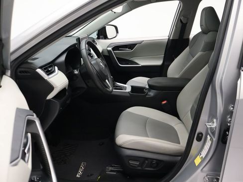Certified 2022 Toyota RAV4 XLE Premium FWD image 14