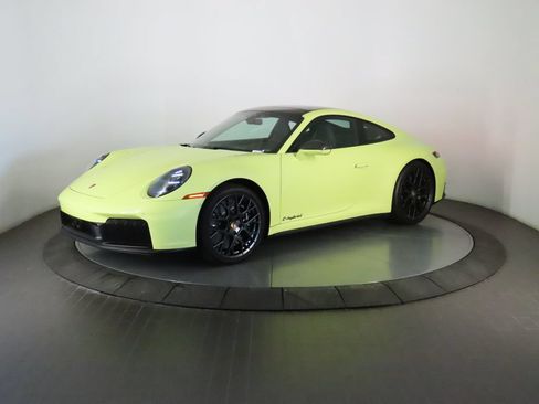 Certified 2025 Porsche 911 Carrera 4 GTS AWD/4WD image 1