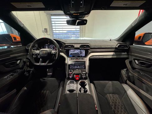 Used 2023 Lamborghini Urus Performante image 57