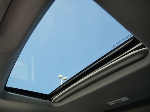 Used 2020 Chevrolet Silverado 1500 LTZ w/ LTZ Premium Package image 50