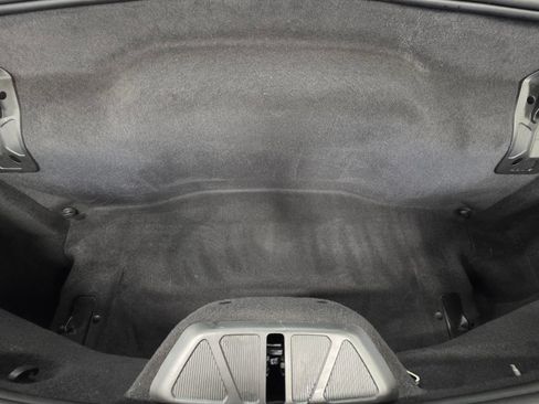 Used 2022 Chevrolet Corvette Stingray Premium Cpe w/ Z51 Performance Package RWD image 37