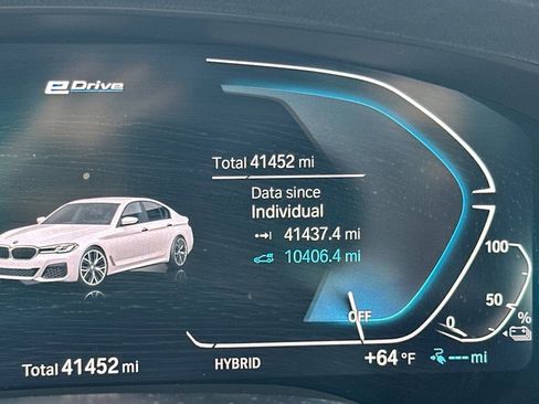 Used 2023 BMW 530e 530e iPerformance w/ M Sport Package image 29