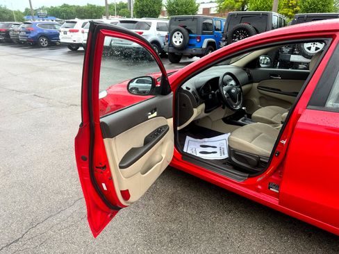 Used 2009 Hyundai Elantra image 13