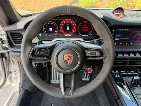 Used 2026 Porsche 911 Targa 4 GTS AWD/4WD image 18