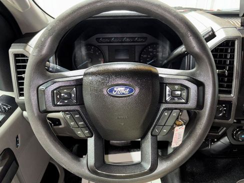 Used 2017 Ford F350 XL w/ Power Equipment Group AWD/4WD image 15