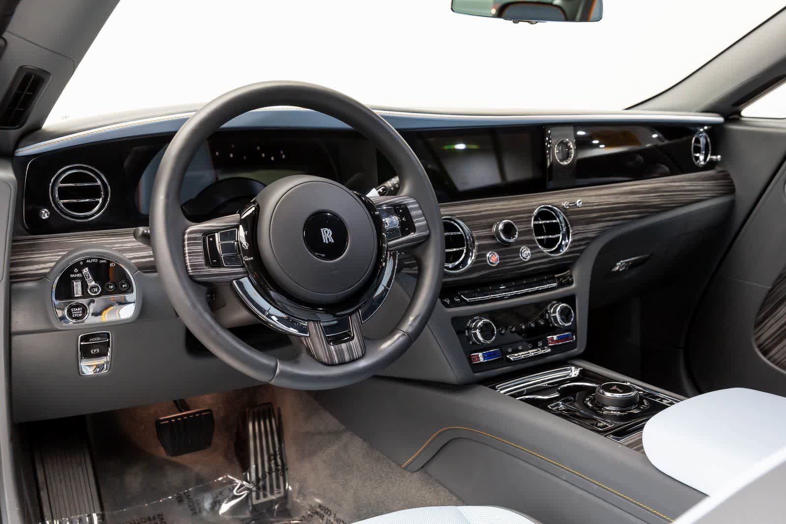 Certified 2024 Rolls-Royce Spectre w/ Spectre Launch Package AWD/4WD image 2