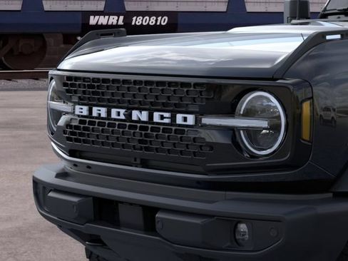New 2026 Ford Bronco Outer Banks AWD/4WD image 19