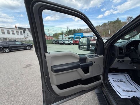 Used 2022 Ford F250 XL w/ STX Appearance Package AWD/4WD image 22