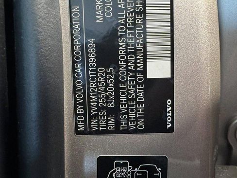 New 2026 Volvo XC60 B5 Plus w/ Climate Package image 15