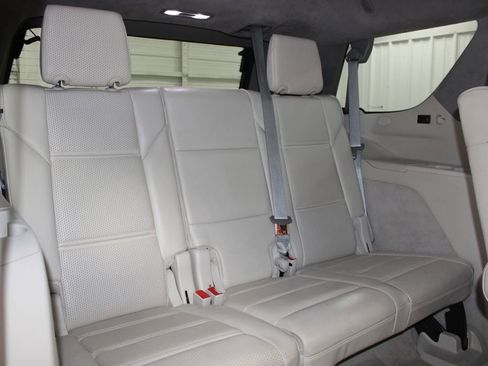 Used 2021 Cadillac Escalade Sport Platinum image 21