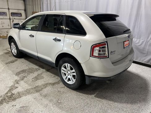Used 2007 Ford Edge SE FWD image 2