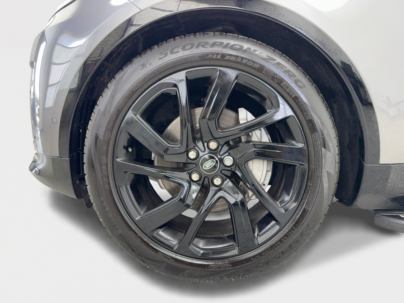 Used 2023 Land Rover Discovery S R-Dynamic AWD/4WD image 54